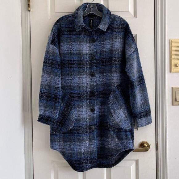 🚓 Britney Longline Shacket Blue Plaid Small - Picture 4 of 13